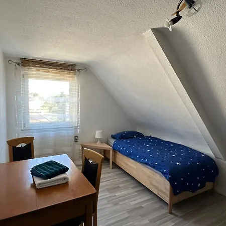 Lägenhet Gaestehaus Kaiser Ostfildern