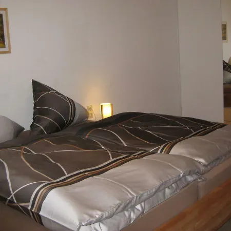 Gaestehaus Kaiser Lägenhet *