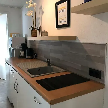 Gaestehaus Kaiser Lägenhet *